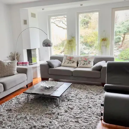 Apartman Peaceful Heartwarming With A Terrace *