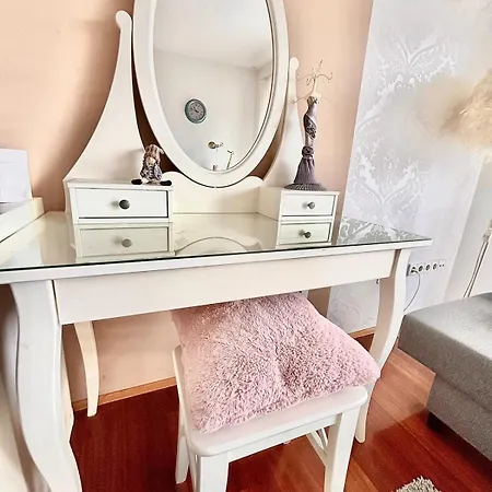 Apartament Peaceful Heartwarming With A Terrace Maribor