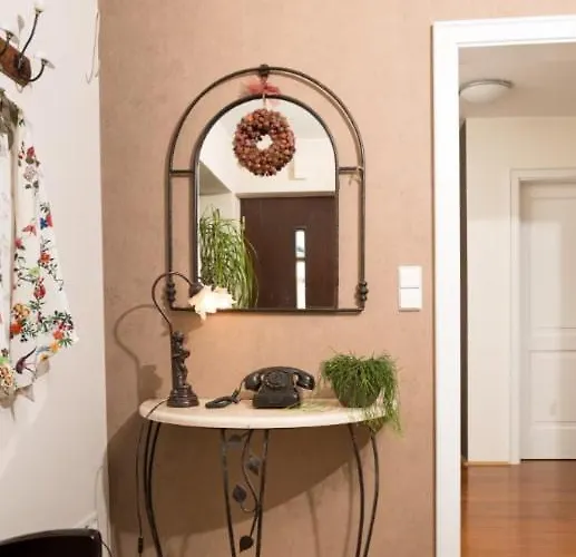 Peaceful Heartwarming With A Terrace דירה מריבור